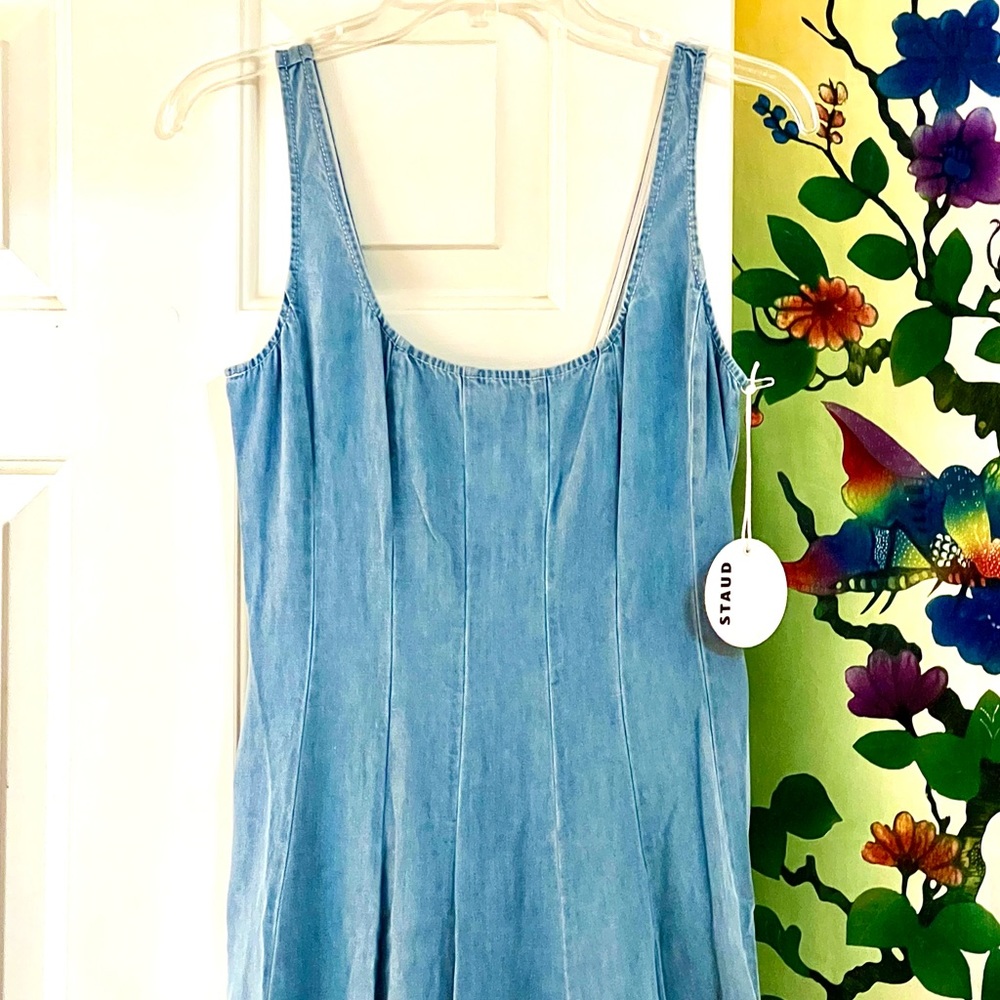 🌺🎉HP🎉🌺 NWT Staud Wells Midi Dress Light Wash Denim - Picture 10 of 16